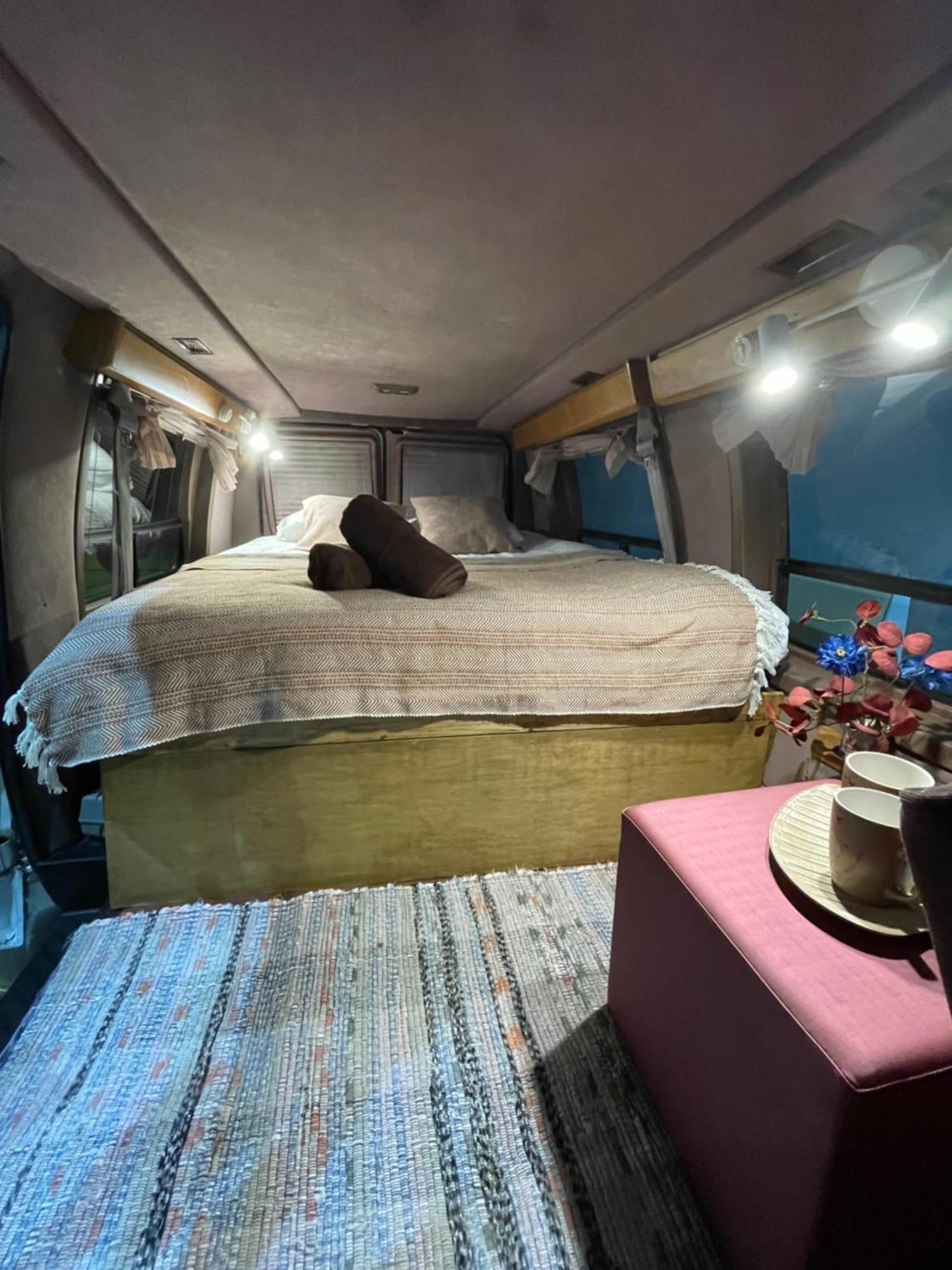 Urban Van Glamping Riga Kültér fotó