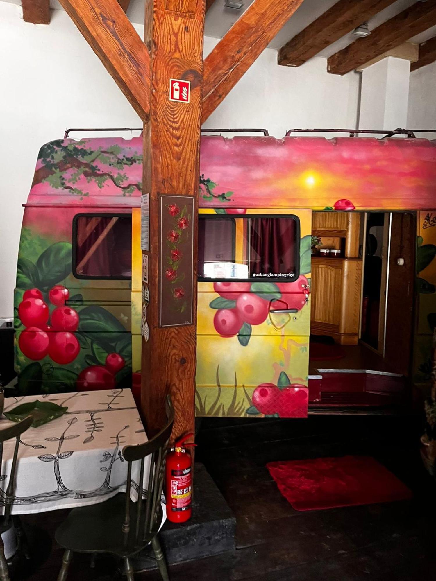 Urban Van Glamping Riga Kültér fotó
